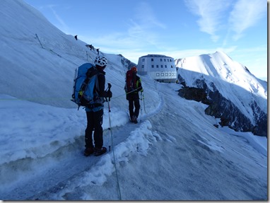 34 Arrivée au refuge du Goûter