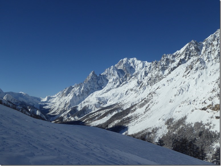 Vue-sur-Mont-Blanc_thumb2